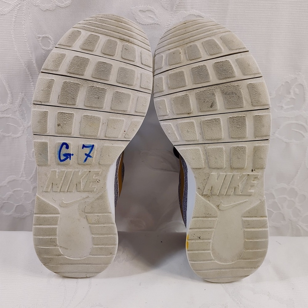 Nike Girls Tanjun Racer Sneakers 6.5 Youth Gray Pink Gold Running Shoe - Picture 8 of 9